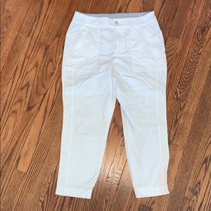 ATHLETA Cropped Trekkie pant